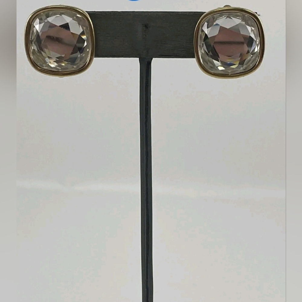 SWAROVSKI AMERICA "Sal" LTD. GOLD-TONE COSTUME JEWELRY CLIP-ON EARRINGS Rare!! - Picture 6 of 10